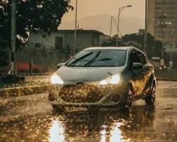 Car rental offer - 15% off with code MONSOON15