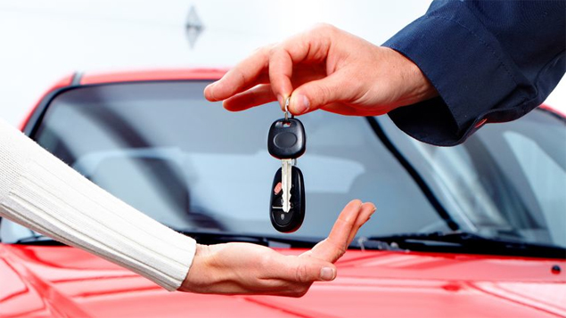 Getting a car rental for office work in Delhi bustling streets